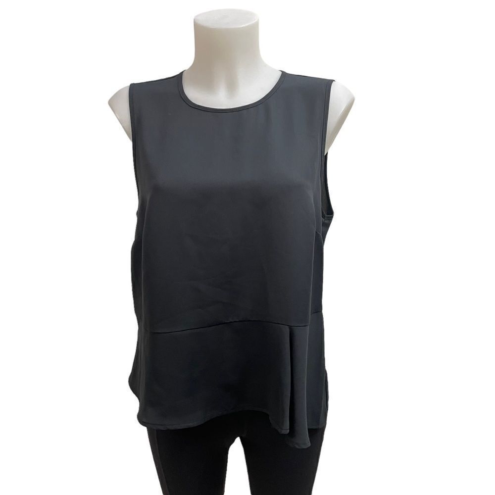BCBG MAXAZRIA solid black sleeveless blouse ruffled assymmetric‎ hem sz medium